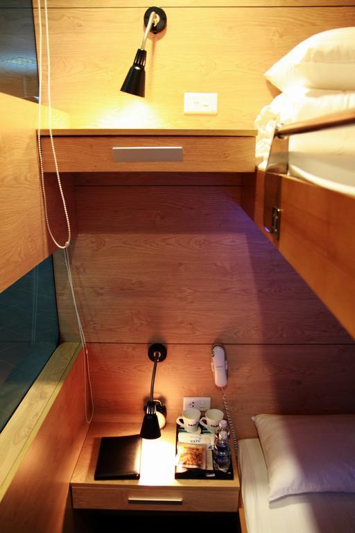 Hotel Vatc Sleep Pod Terminal 2 Noi Bai Zewnętrze zdjęcie