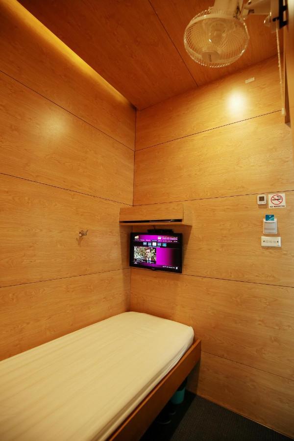 Hotel Vatc Sleep Pod Terminal 2 Noi Bai Zewnętrze zdjęcie